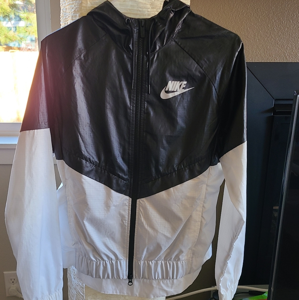 Nike Running Lightweight Jacket